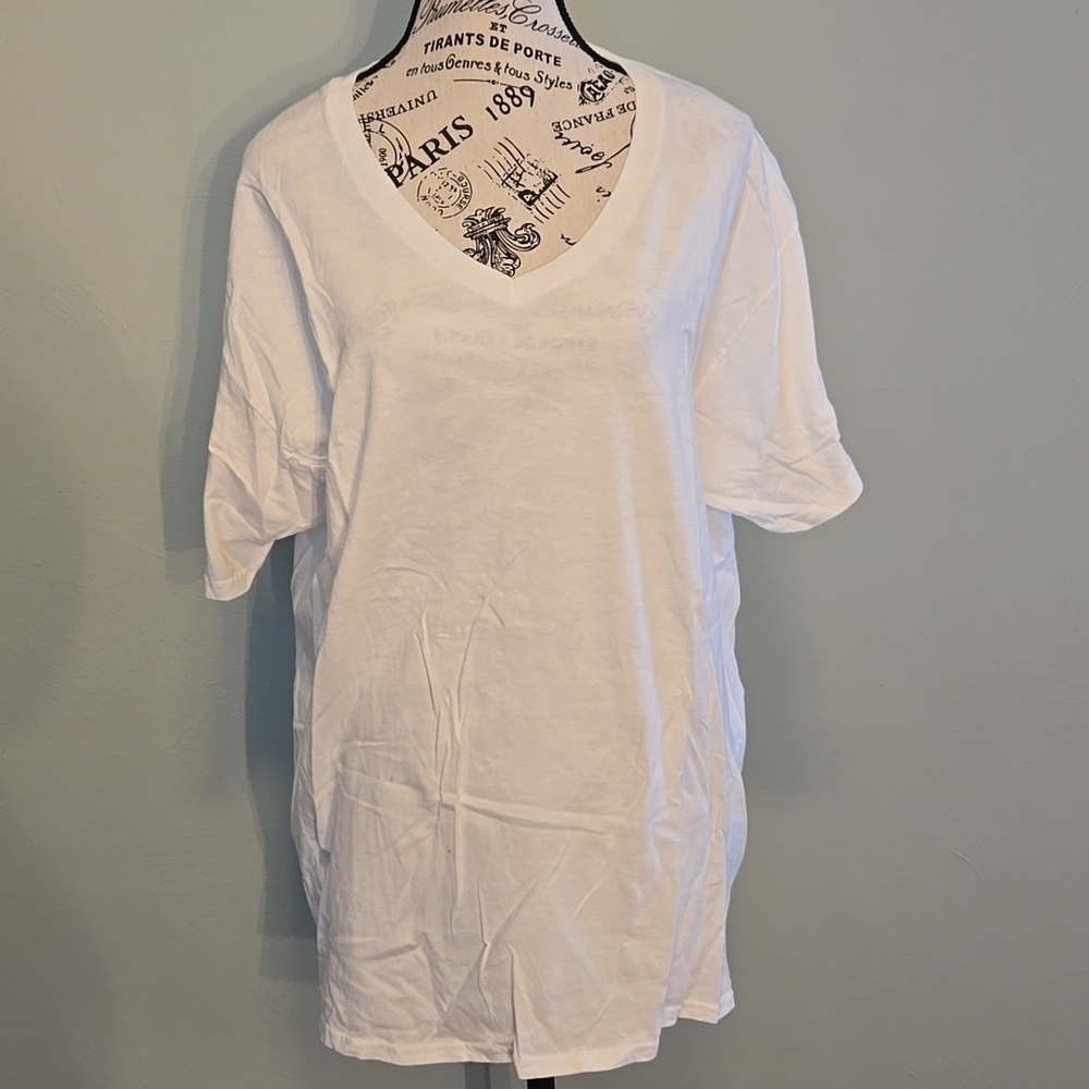Hanes White V-neck Tee